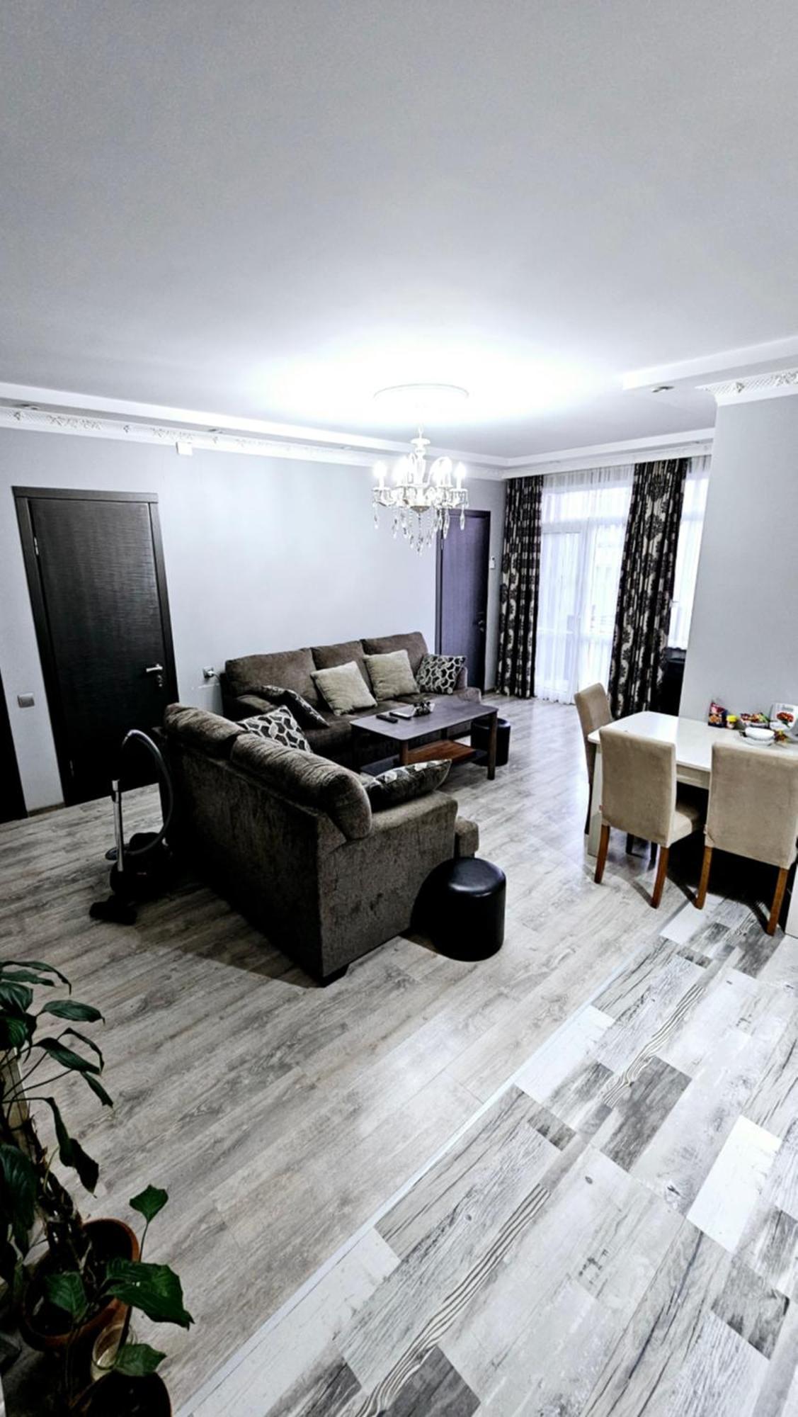 Apartment Irina Batumi Exterior photo